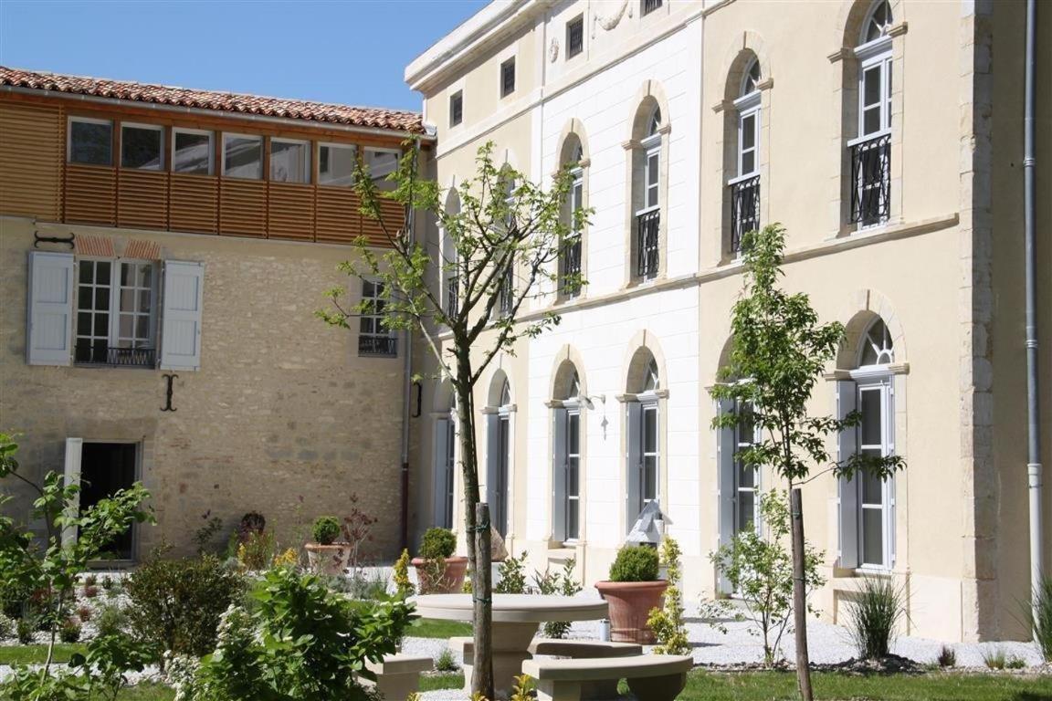 Le Gite Du Chateau Auriac-sur-Vendinelle Екстериор снимка