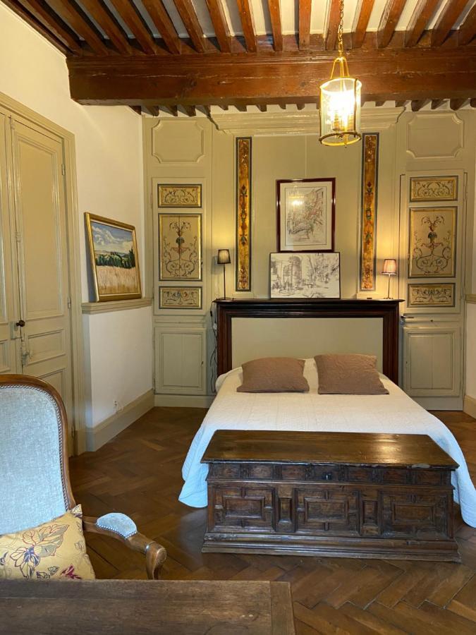 Le Gite Du Chateau Auriac-sur-Vendinelle Екстериор снимка
