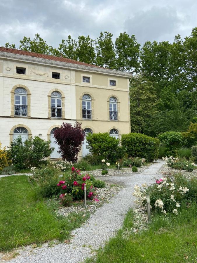 Le Gite Du Chateau Auriac-sur-Vendinelle Екстериор снимка